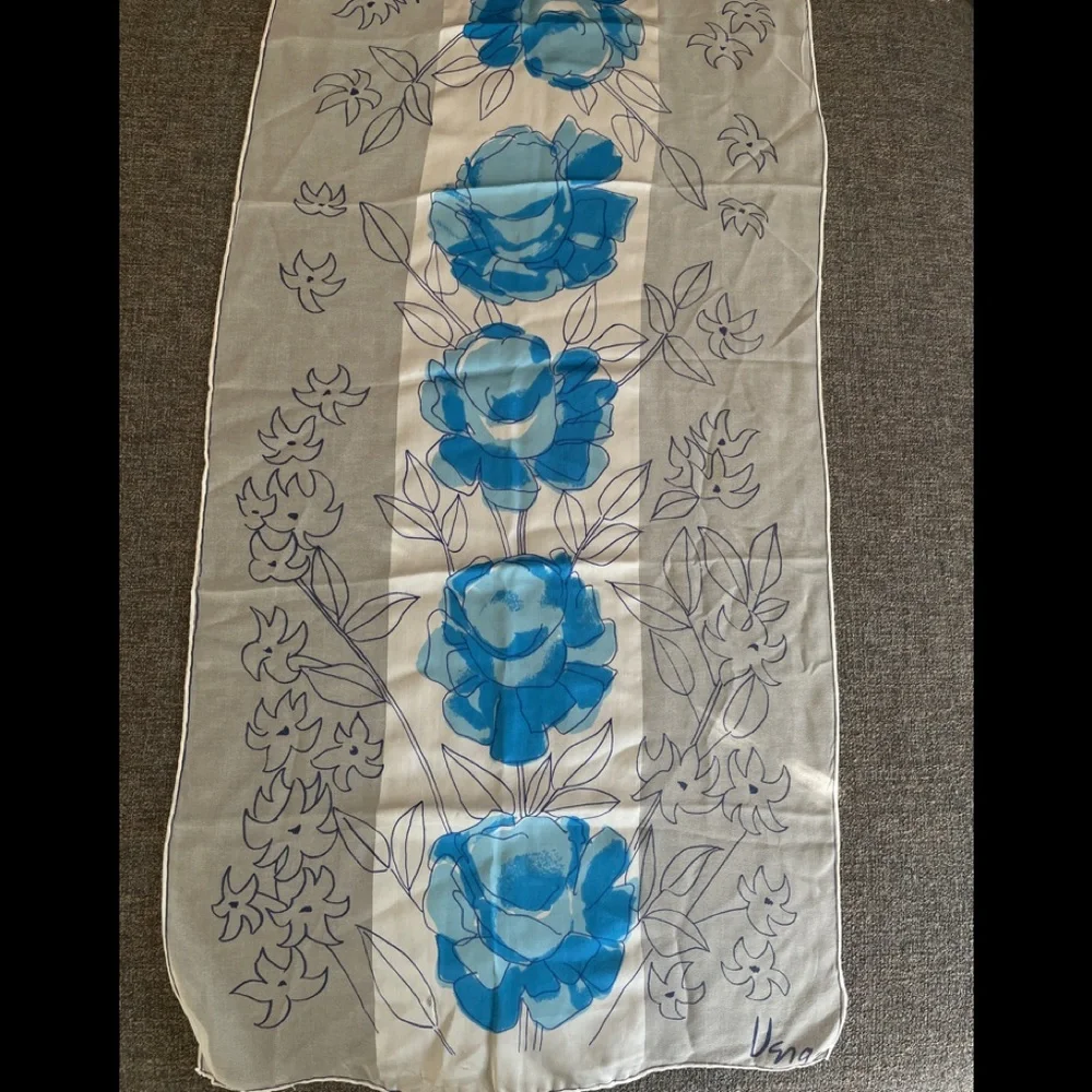 Vintage Vera Floral Print scarf